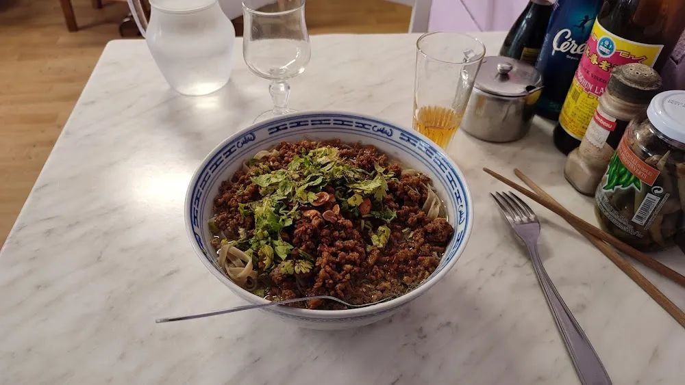 Soupe de Nouilles Au Porc Special